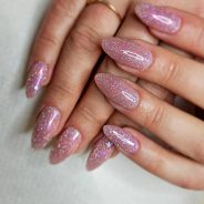 Complimenti ragazze !!!!!!! Si e’ concluso con grandi soddisfazioni delle nostre allieve il  CORSO DI RICOSTRUZIONE UNGHIE METODO GEL Bravissime!!!!!
